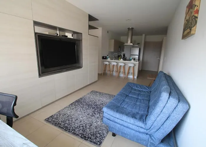 Premier Downtown 4 Guests 1604 Apartment
